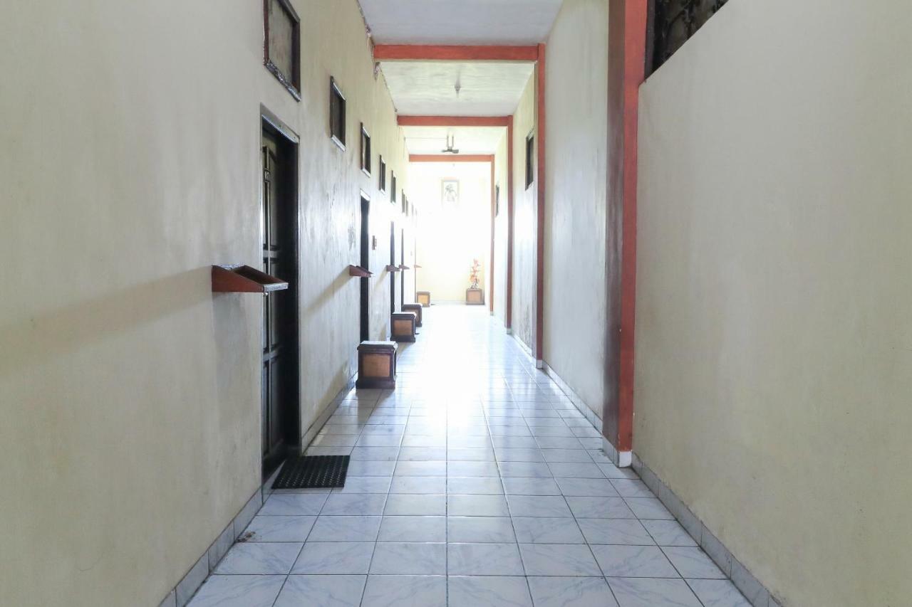 Hotel Erysa Juanda Sedati Exterior foto